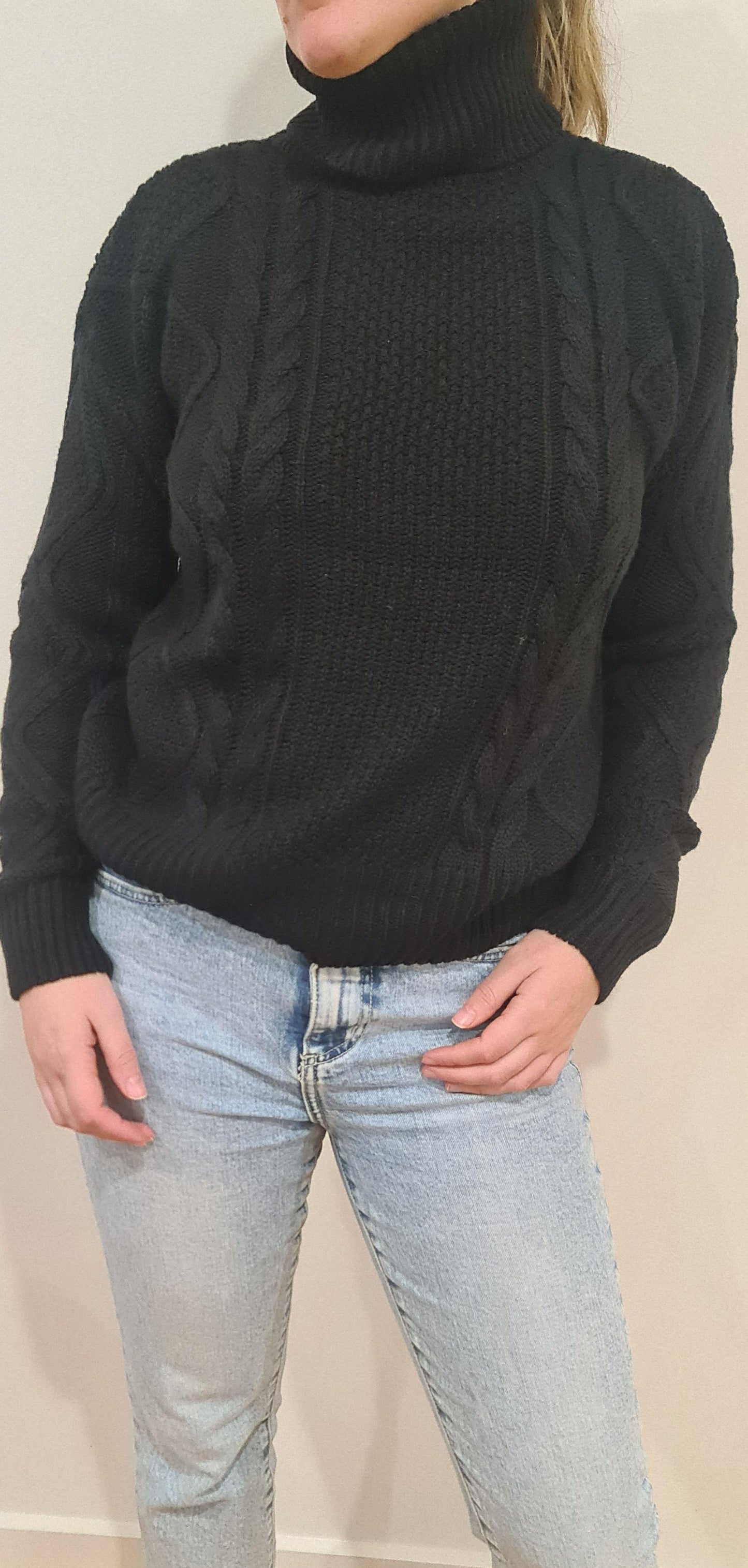 Women's High Neck Cable Jumper – Cozy and Elegant