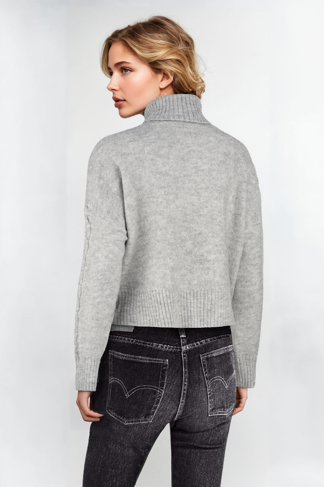 Women's Grey Short Rolled Collar Chic Jumper – Stylish & Comfortable Sweater